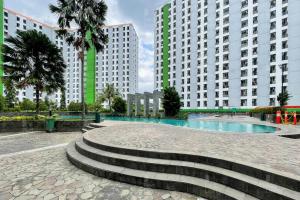 RedLiving Apartemen Green Lake View Ciputat - Farida Property 1 Tower E