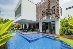 Villa Ze Mar Luxury 4 bed Canggu 700 meters to beach