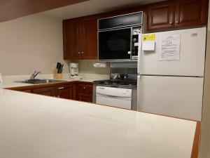 SUNDANCE Condo at The Park Hotel