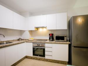 422 Quiet, beautiful flat with sea view