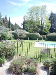 Villas Luxueux Mas provencal avec piscine au pied du Mont Ventoux : photos des chambres