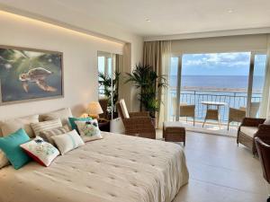 Home2Book El Encanto de La Bahía Santa Cruz