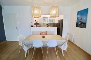 Appartements Bel apt 6 pers, 2 chambres avec balcon et parking : photos des chambres