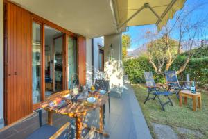 The Peace Of The Lake - Happy Rentals