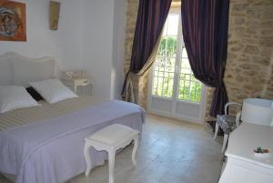 B&B / Chambres d'hotes Bed and Breakfast Le Moulin De Champdurand : Chambre Double