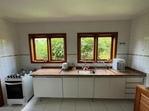 HOSTYN Casa Paraiso nas Montanhas, Condominio de Alto Padrão cercado pela Natureza