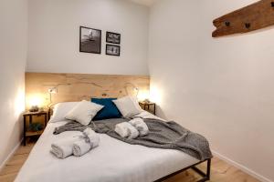 Isidora Apartment by Mamo Florence