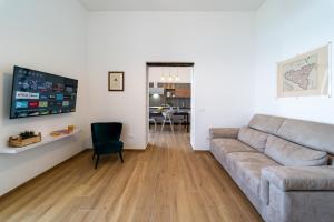 GuestHost - Ortigia Superior Sea View Apartment near Duomo