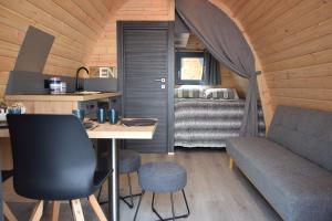 Campings Camping La Combe : photos des chambres