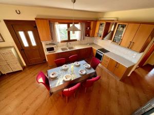 Serenity Sea-View Home