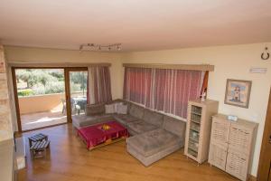 Serenity Sea-View Home