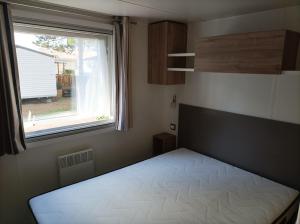 Campings Mobil-home 3 chambres ( F101) : photos des chambres
