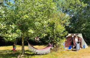 Campings Mobile Home auf Campingplatz mit Naturbadesee : photos des chambres