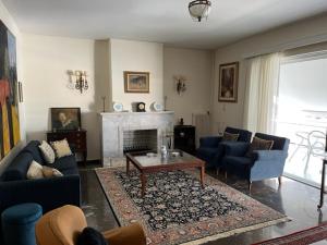 Spacious and sunny appartment in Cholargos