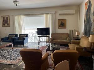 Spacious and sunny appartment in Cholargos