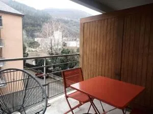 joli appartement T2 très bien situé, parking couvert - Viger