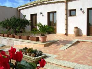 Agriturismo Baglio Donna Santa