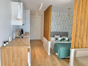 Fancy Studio Direct Access to Sea✺Parking✺Pool