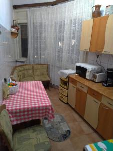 Apartament Ferdinand, ultracentral Constanta, 2 camere, max 4 persoane