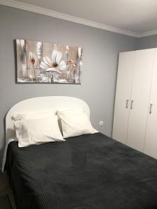 Pleasant Apartment with Private Pool in Lombo Do Doutor - 50 m²