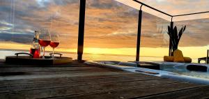 Villa Palace Fernandes with Jacuzzi