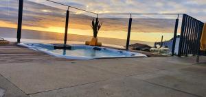 Villa Palace Fernandes with Jacuzzi