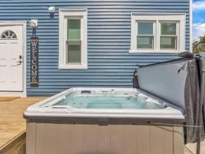 Pets, Big Groups Welcome: HotTub, Firepit, Grill - Kawkawlin