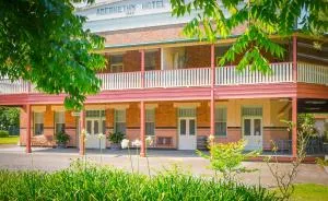 Abernethy House & Cottage - Abernethy
