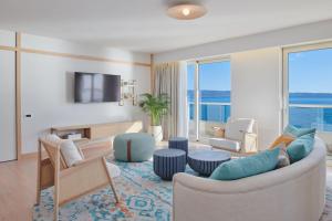 Presidential suite, 2 Bedroom Suite with Balcony and Sea View room in Le Meridien Lav Split