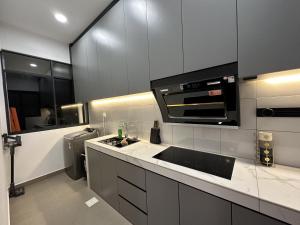 Sandakan SeaView-Suite Top Floor