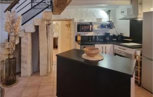 Maisons de vacances Beautiful home in Taillant with WiFi and 1 Bedrooms : photos des chambres