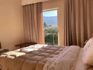 Tonia’s house - Kremastí