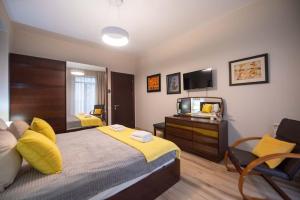 GG Home - spacious, cozy 3-bedroom apartment in Saburtalo