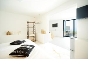 Gallery Luxury Suites & Rooms