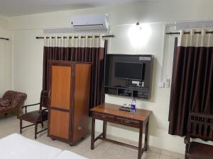 UPPERCREST RESIDENCY PALA