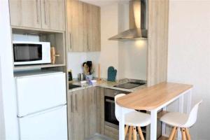 3F 1ª línea de playa con vistas al mar