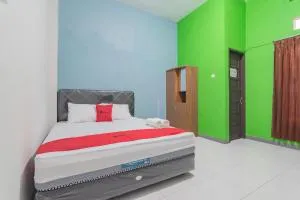 RedDoorz Syariah near Jalan Jakarta Samarinda - 沙马林达
