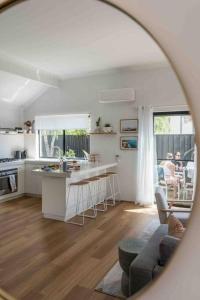The heart of Margaret River -KARMALA HOUSE-