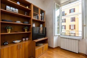 SAINT PETER HOME by Rental in Rome