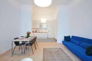 South Cosy Residence