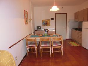 Sea view flat few steps from the beach