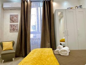 Apartment near the Colosseum with metro line A a 2 minutes walk away