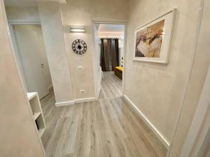 Apartment near the Colosseum with metro line A a 2 minutes walk away