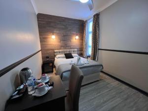 The Commongate Hotels