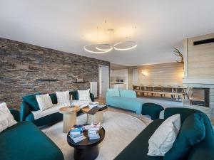 Appartement moderne avec cheminée et parking à Méribel - FR-1-565-62