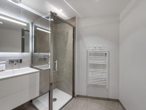 Appartement moderne avec cheminée et parking à Méribel - FR-1-565-62