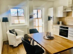 WOHLFÜHL-Appartement KREISCHBERG by ERICH - 3hvězdičkové hotely ve městě Sankt Georgen ob Murau