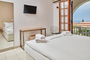 Studio with Sea View room in Ionian Aura