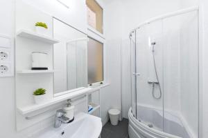 Lovely studio flat in Damjanich street - Leonard