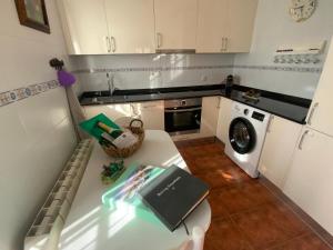 LA TUDANCA DE CASASOLA Sin sorpresas, oficial, Comillas 5 min